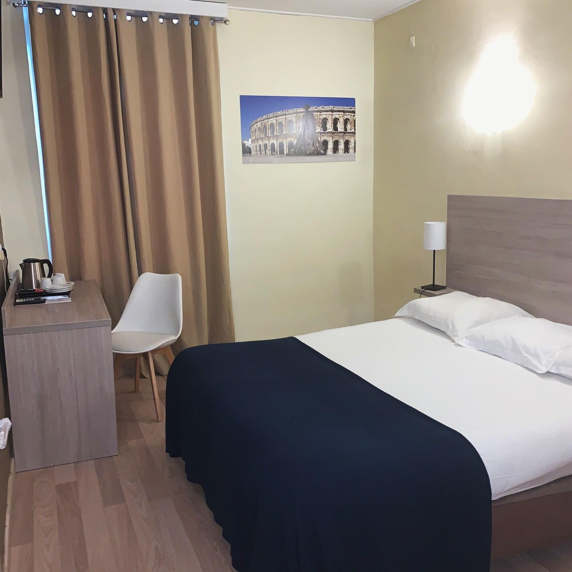 Empire Hotel Nîmes Exteriér fotografie