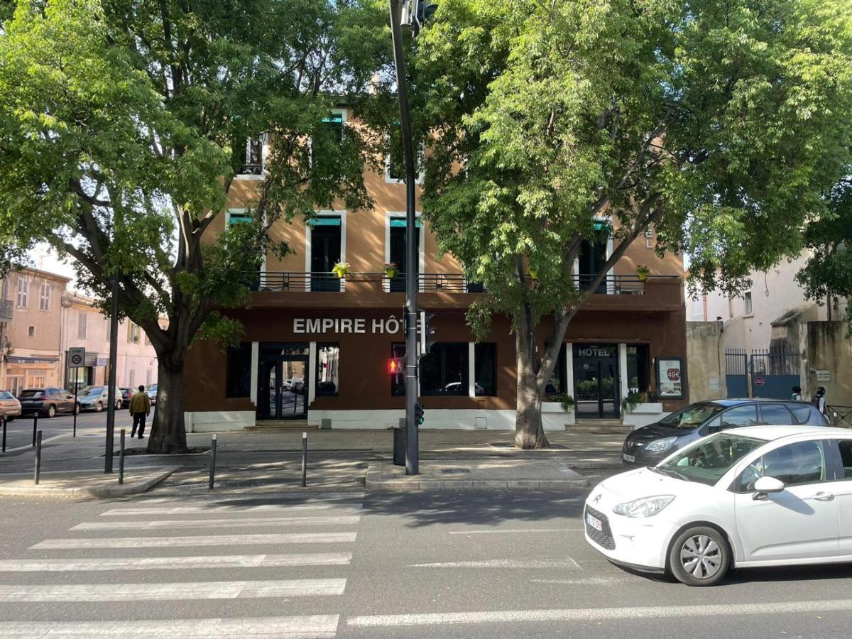Empire Hotel Nîmes Exteriér fotografie